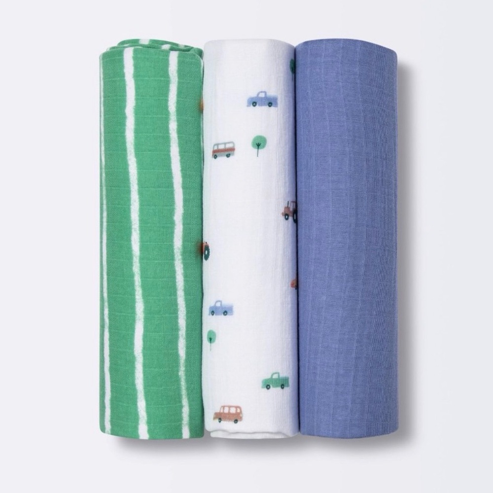 Muslin Swaddle Blanket - Cloud Island
Transportation - 3pk
47x47 in. 
New in Box